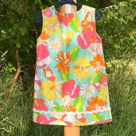 Lilly Pulitzer: Size 3 little girls sleeveless ‘color by number’ pattern dress. - Picture 4 of 10